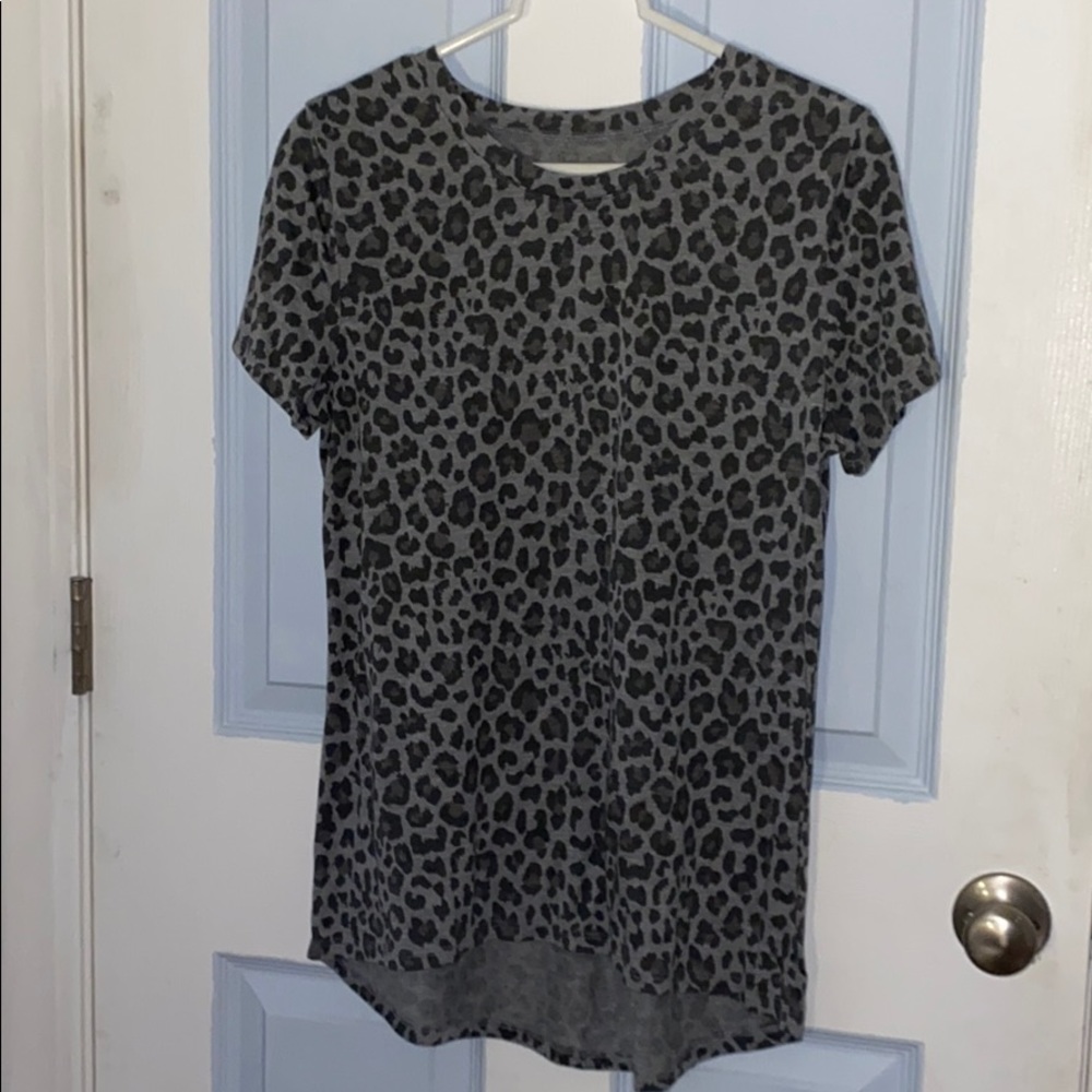 Grey Cheetah Print T Shirt